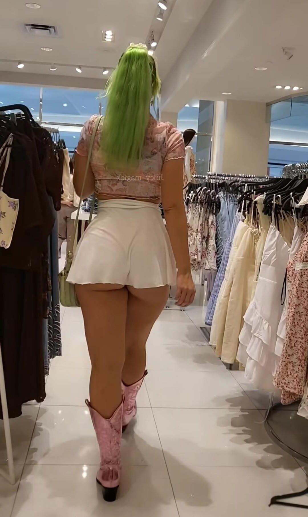 Thots in public #