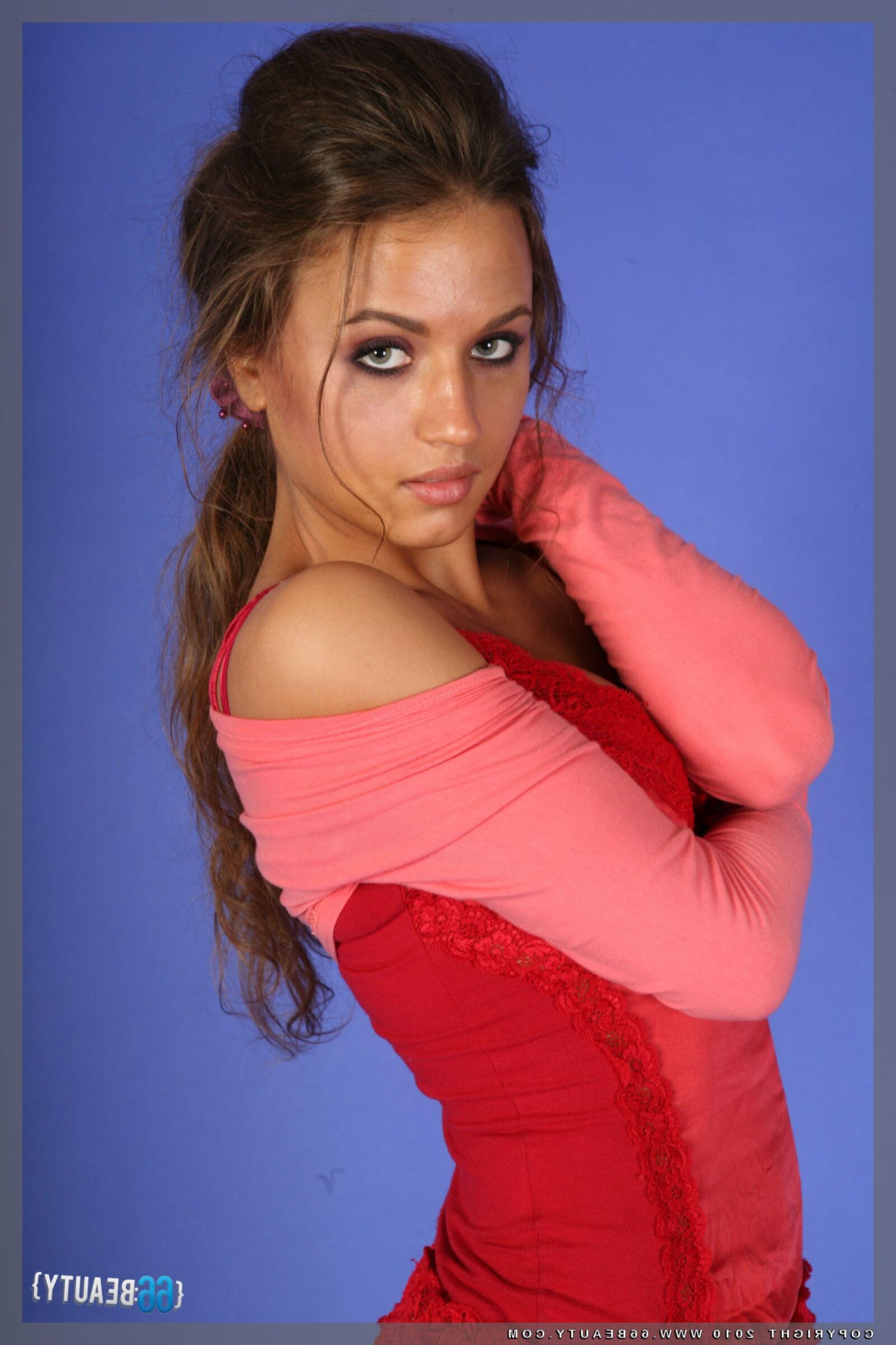 Beauty Cardina 