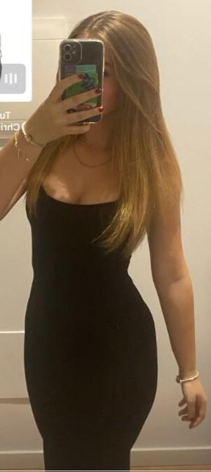 Chloe, Reino Unido