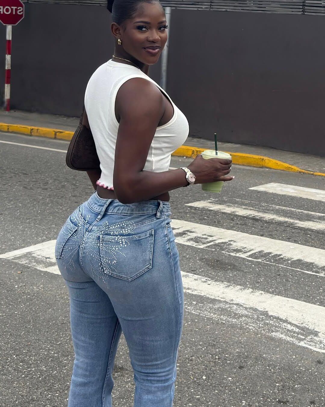 Chicas negras ordenadas
