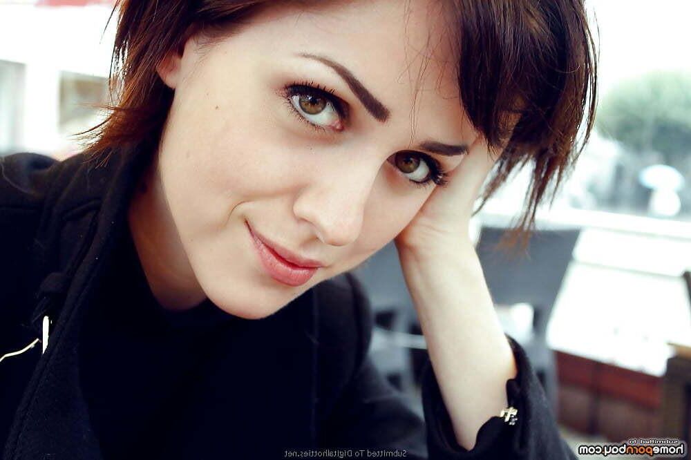 AMA Bobbed Hazel Eyed Beauty