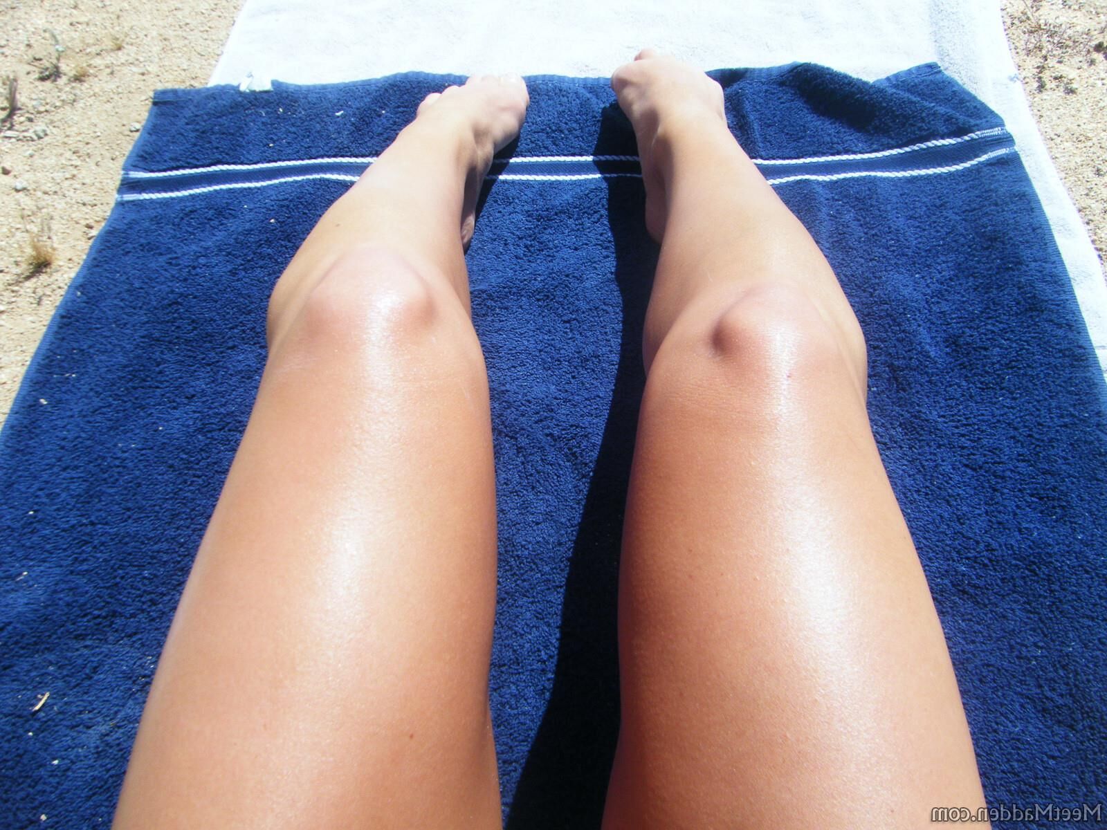 Madden Sunbathing (NN)