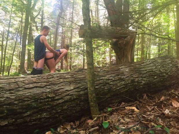 Beautiful girls..I want to meet them naked in the woods