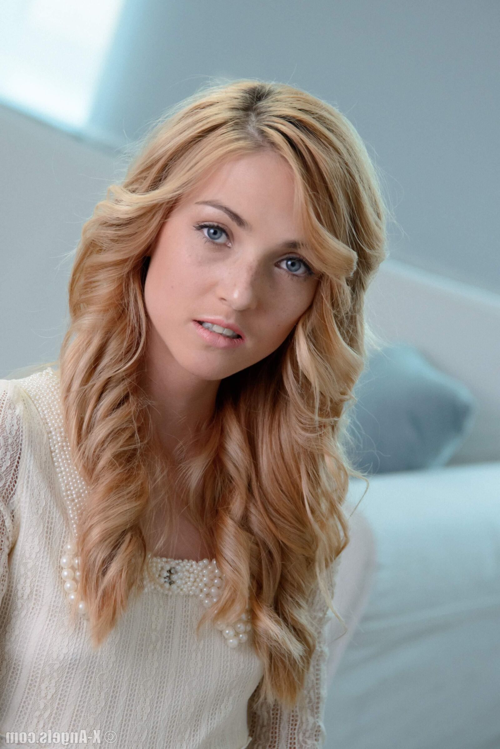 X Angels Minerva Skinny Dream Girl