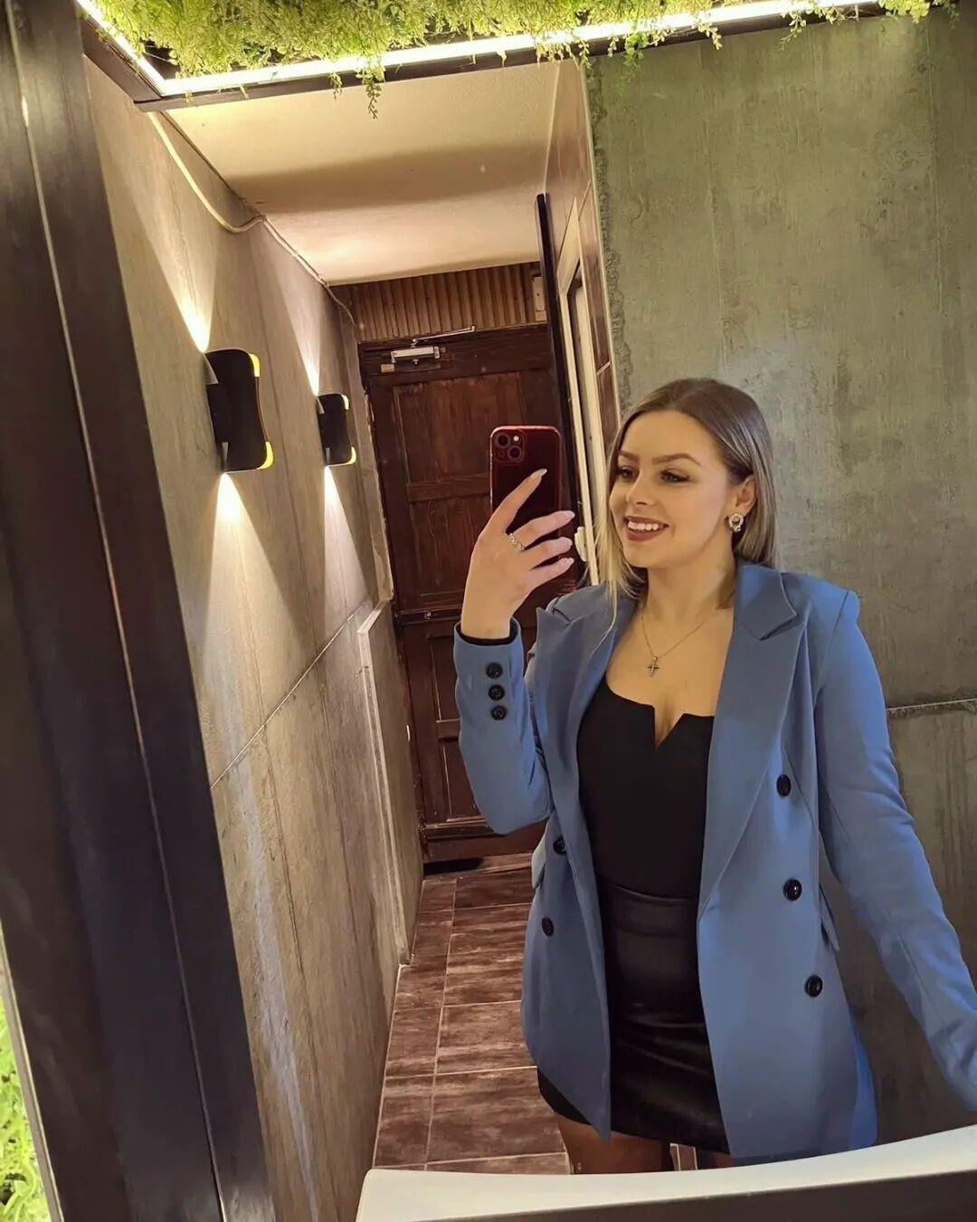 Hot Women Wearing Dresses (Non Nude)