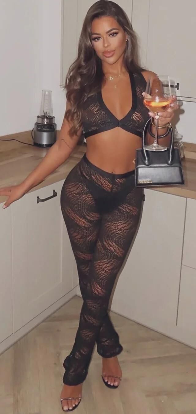 Veja através de roupas