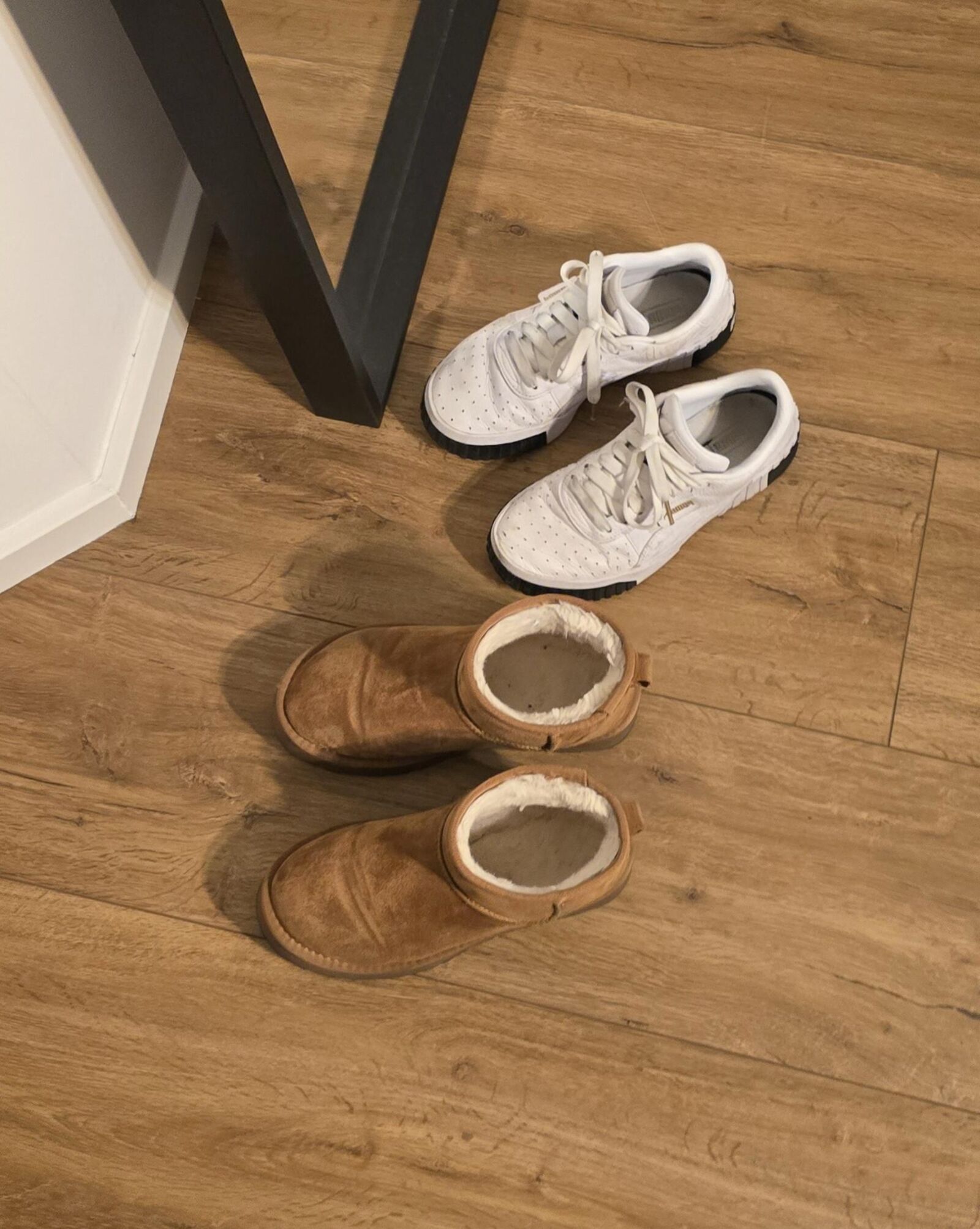 Anna\'s Shoes and feet 