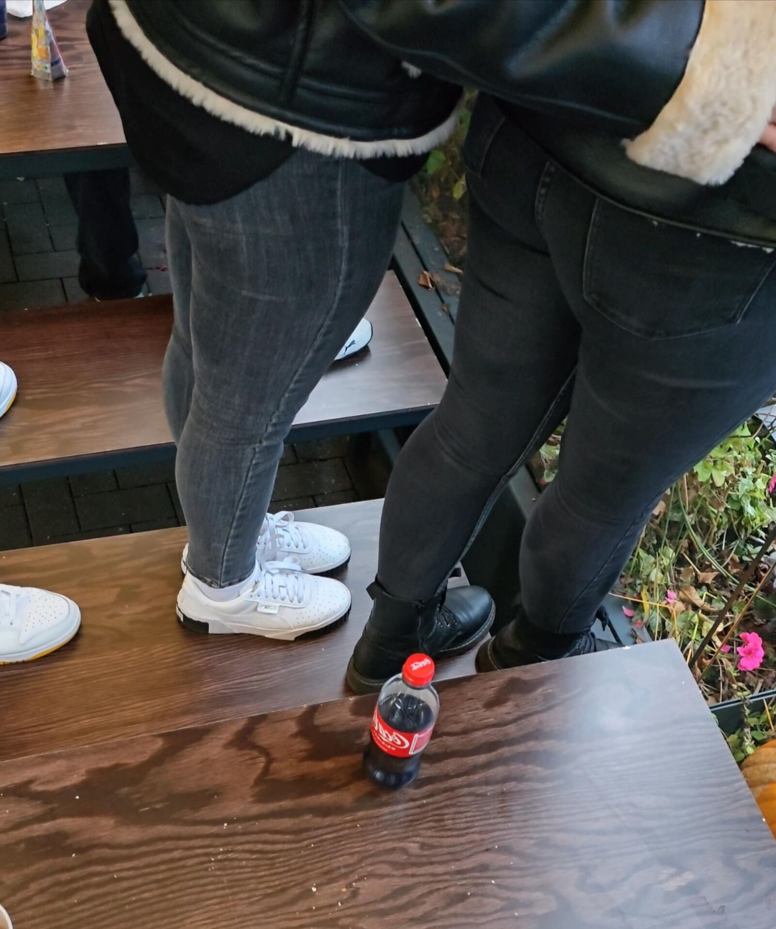 Anna\'s Shoes and feet 