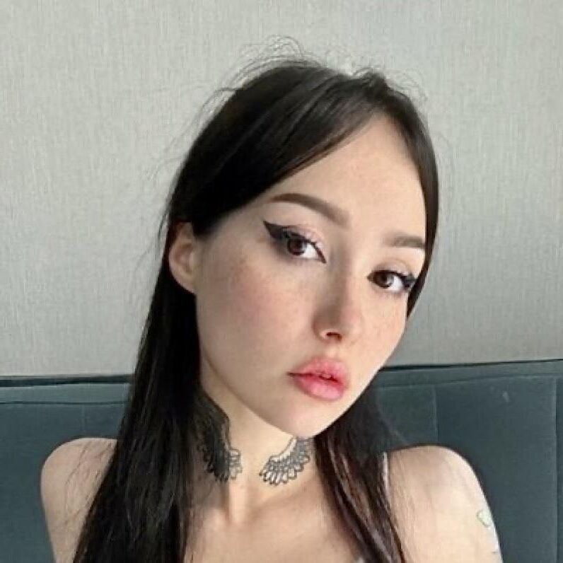 Roxy Big Hips Big Mamas Sexy Brunette Girl Fotos Mixed Hot