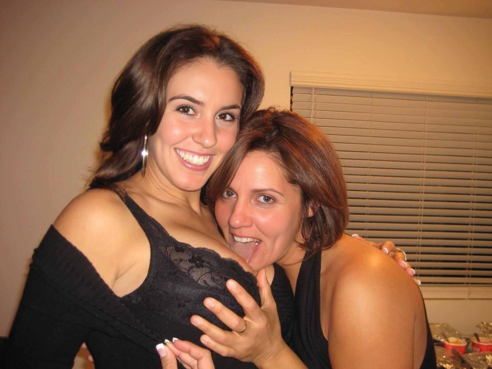 Más fantasías de trío de hijas de la madre