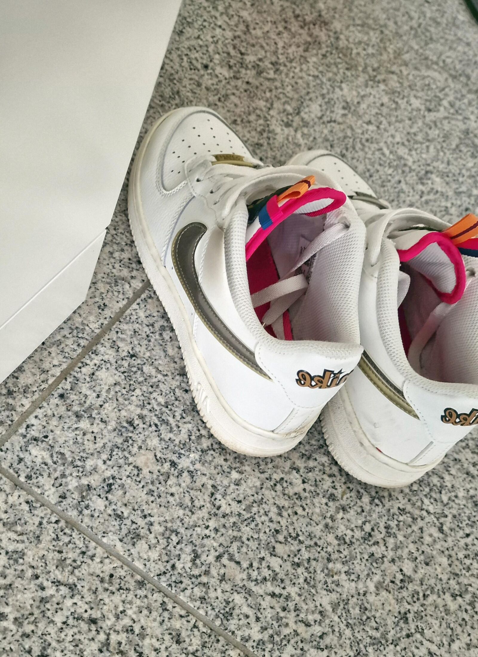 Anna\'s Shoes and feet 