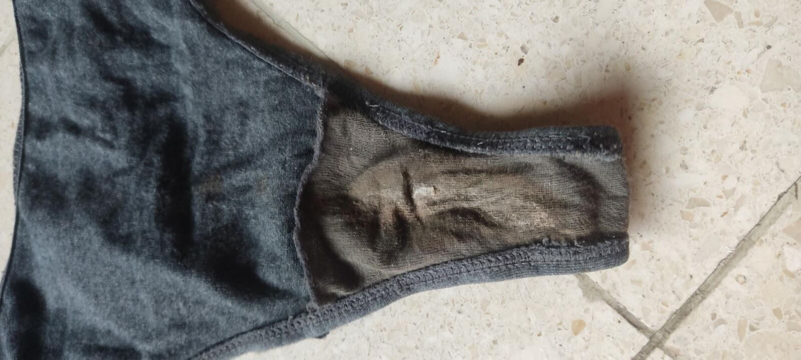 Mila ihr getragener süßer tanga