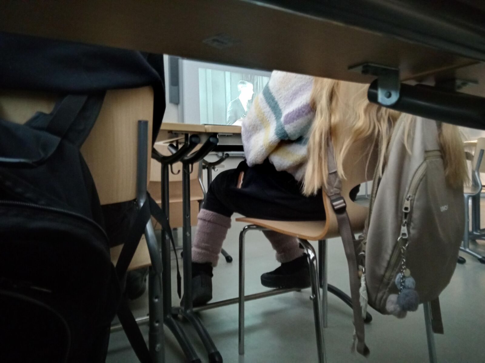 Grandes bundas em adolescentes petite