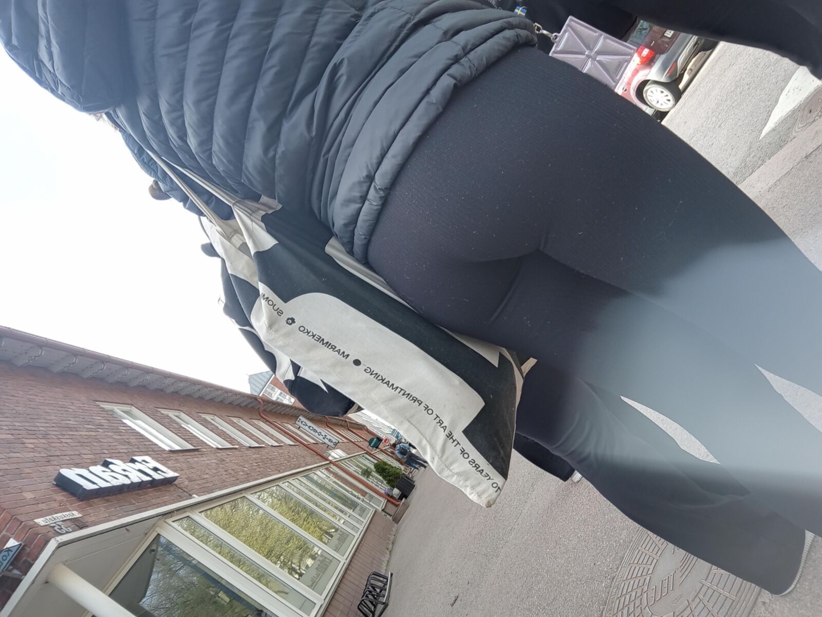 Grandes bundas em adolescentes petite