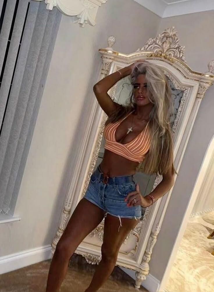 Stunning UK Chavs 