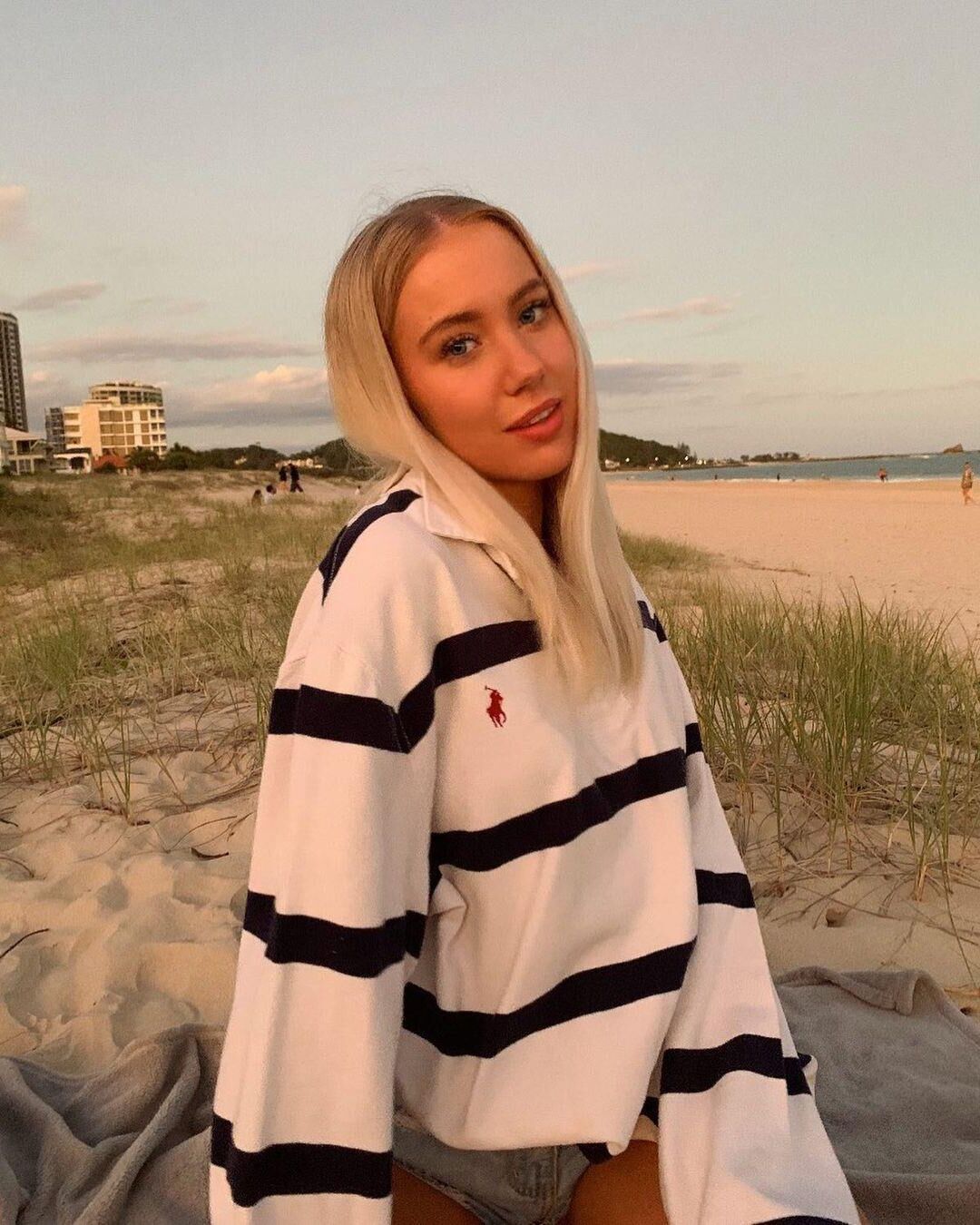 Aussie Uni Sluts and Bimbos