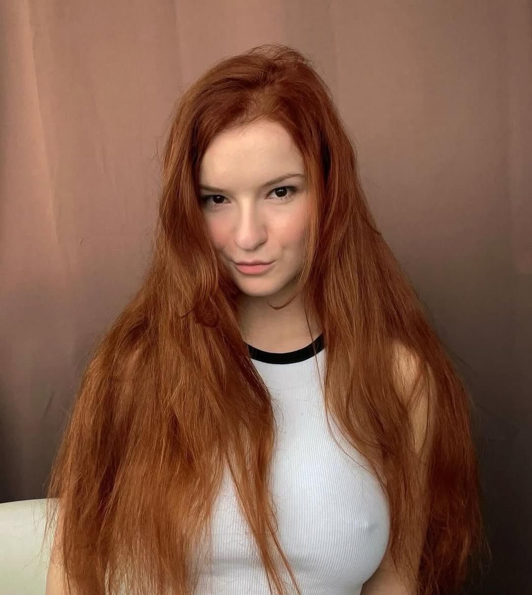 Modelo Redhead Tchech Extra Sexi (Veroniva Stehlikova)