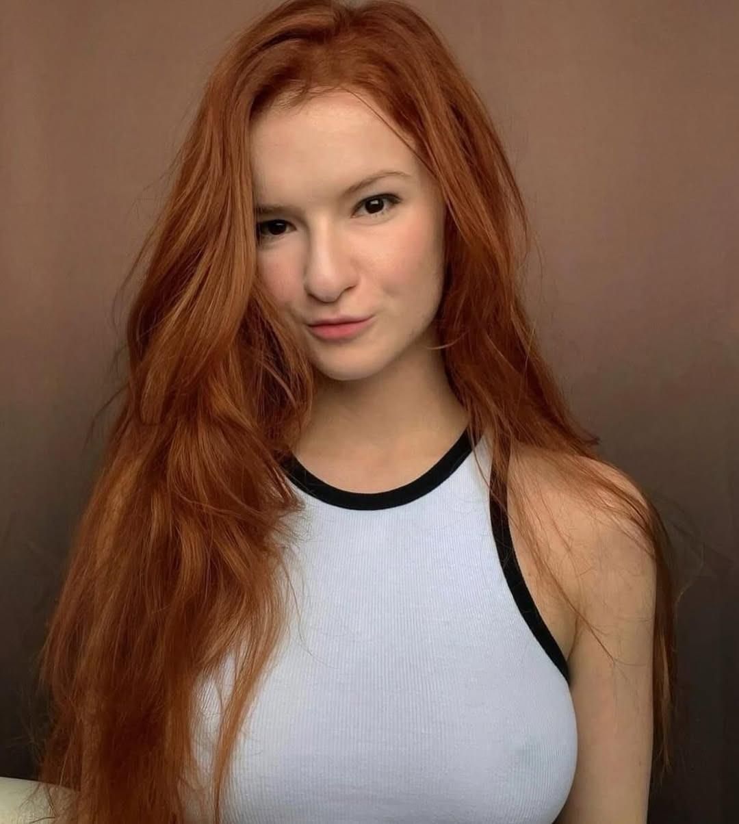 Modelo Redhead Tchech Extra Sexi (Veroniva Stehlikova)