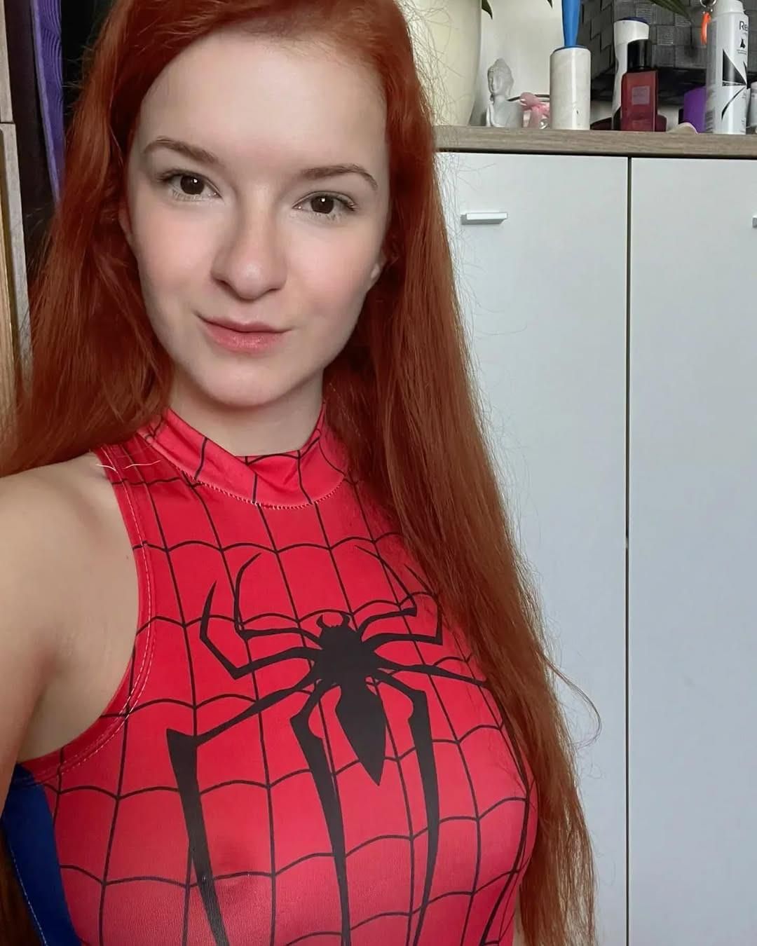 Modelo Redhead Tchech Extra Sexi (Veroniva Stehlikova)