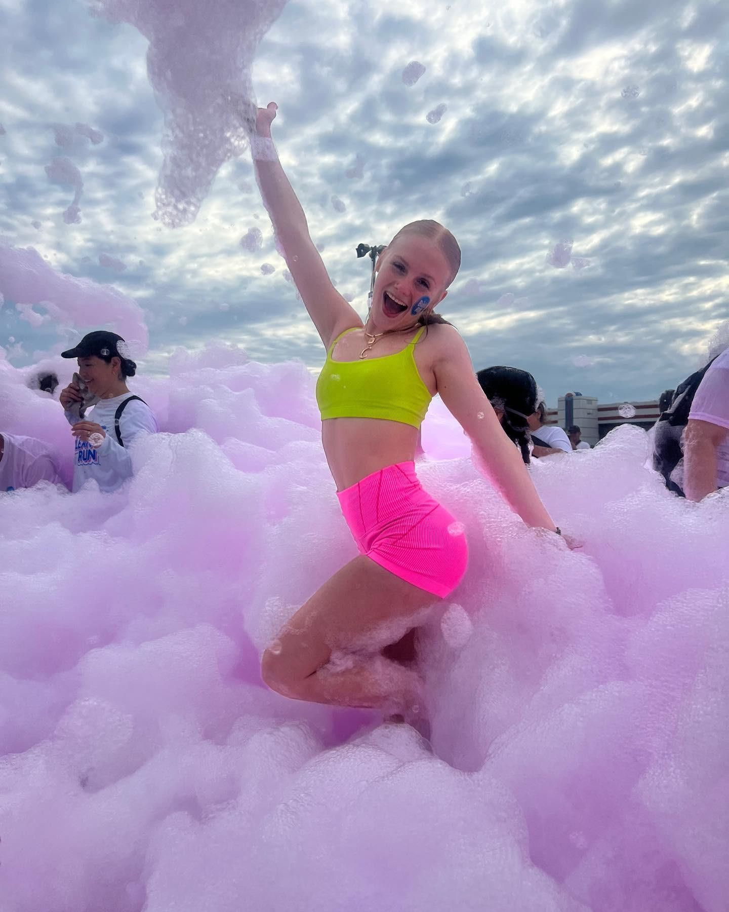 NN Teen Sluts, пожалуйста, оставьте неприятные комментарии!