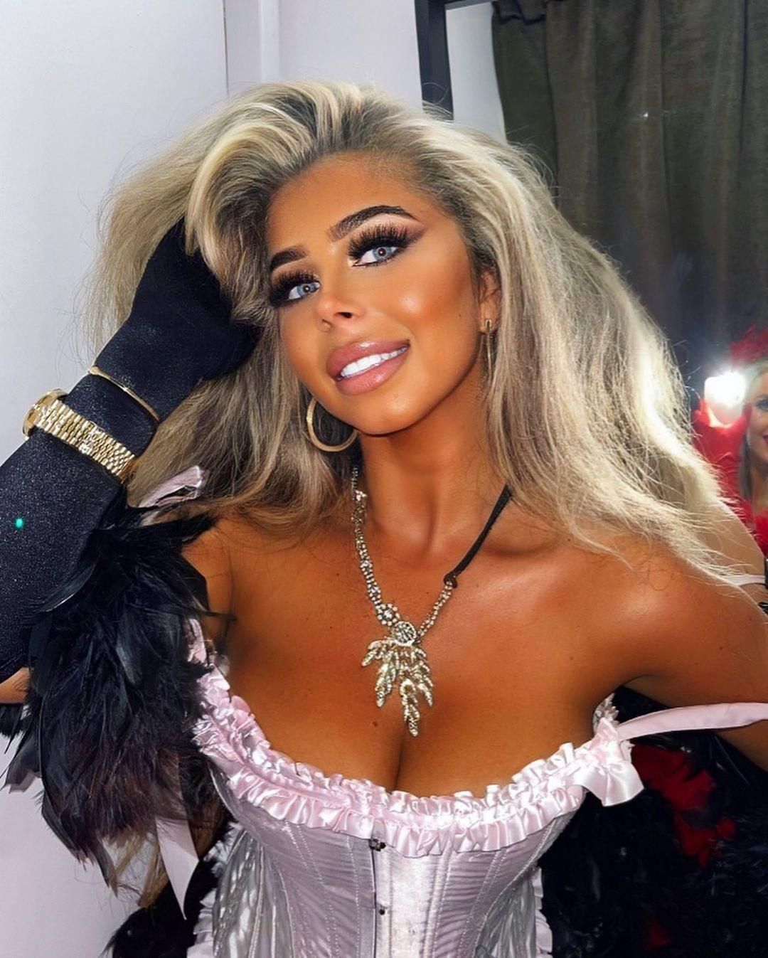 Bimbos chav bitches to stroke and drain our full balls so fast
