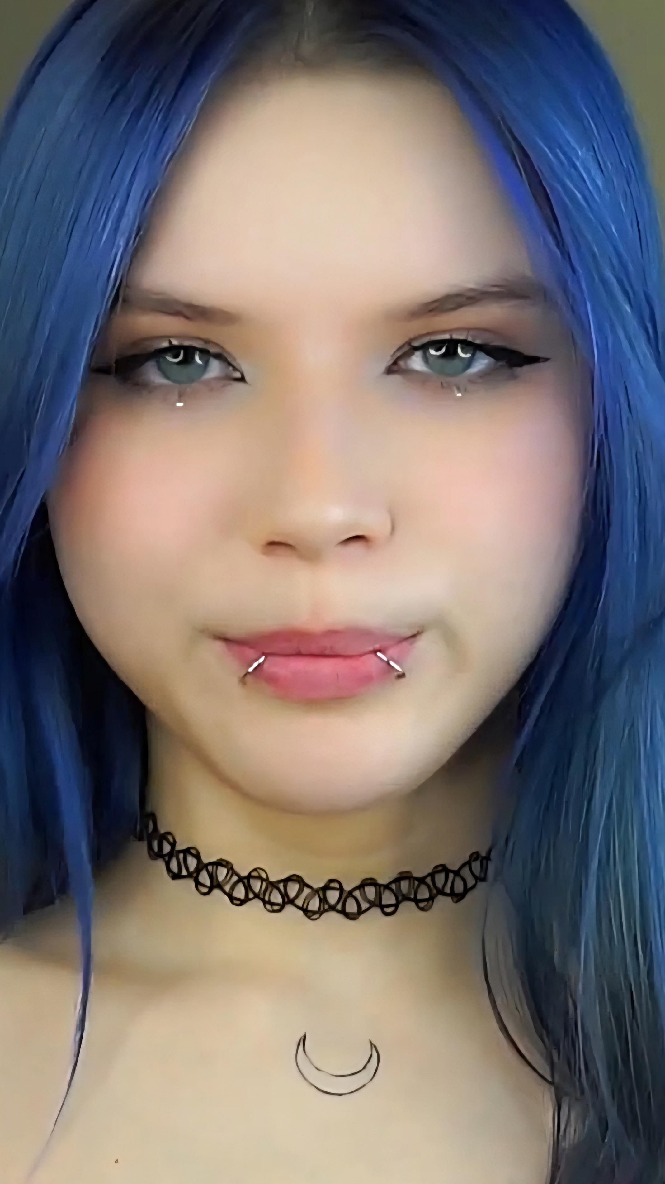 EVELYYN 