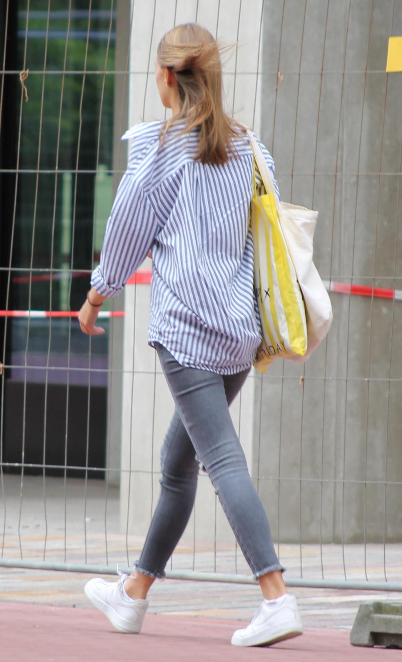 Candid Girls Teen Street Voyeur 