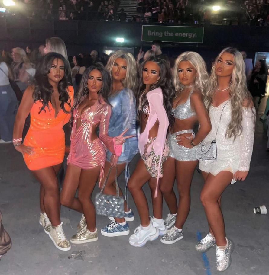 Stunning UK Chavs 
