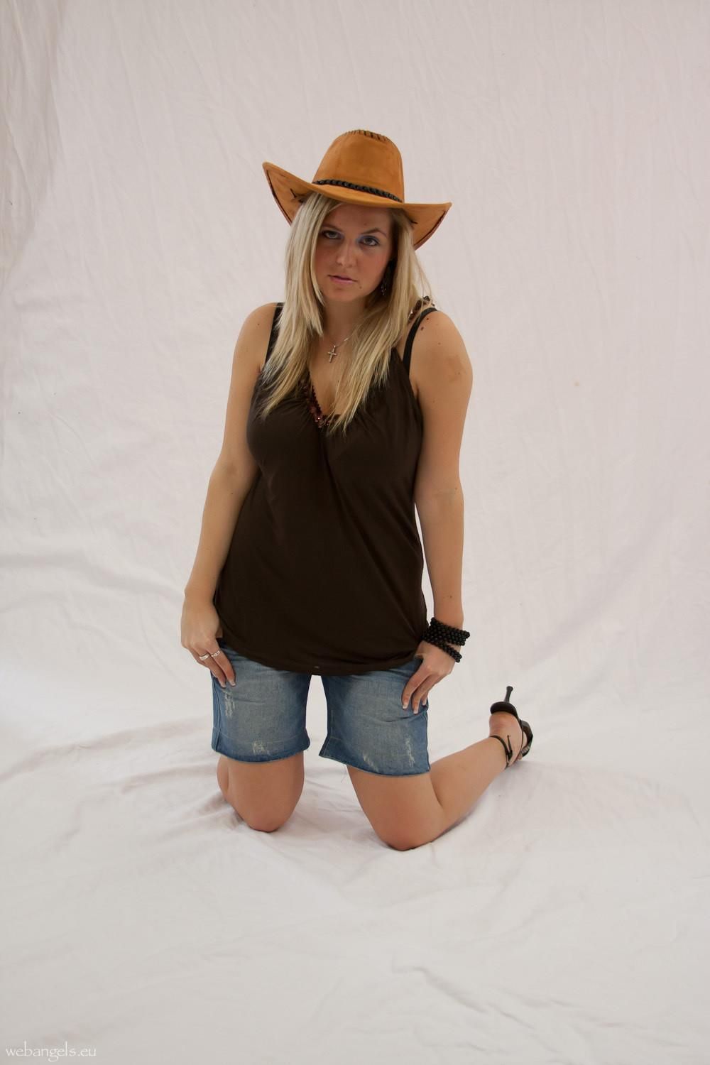 Alexandra Big tits cowgirl