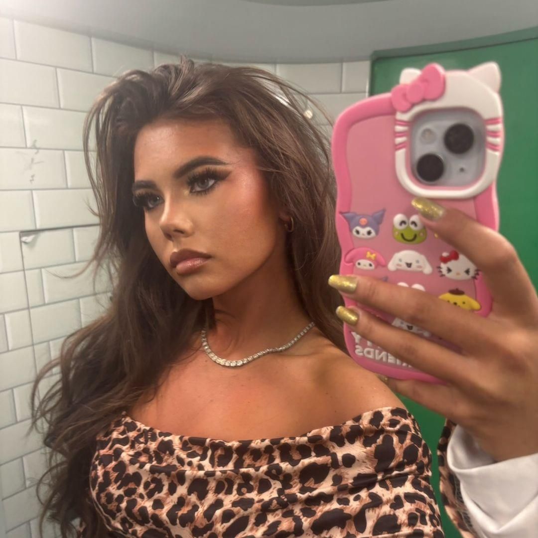 Bimbos chav bitches to stroke and drain our full balls so fast