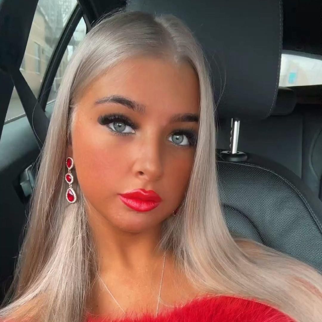 Bimbos chav bitches to stroke and drain our full balls so fast