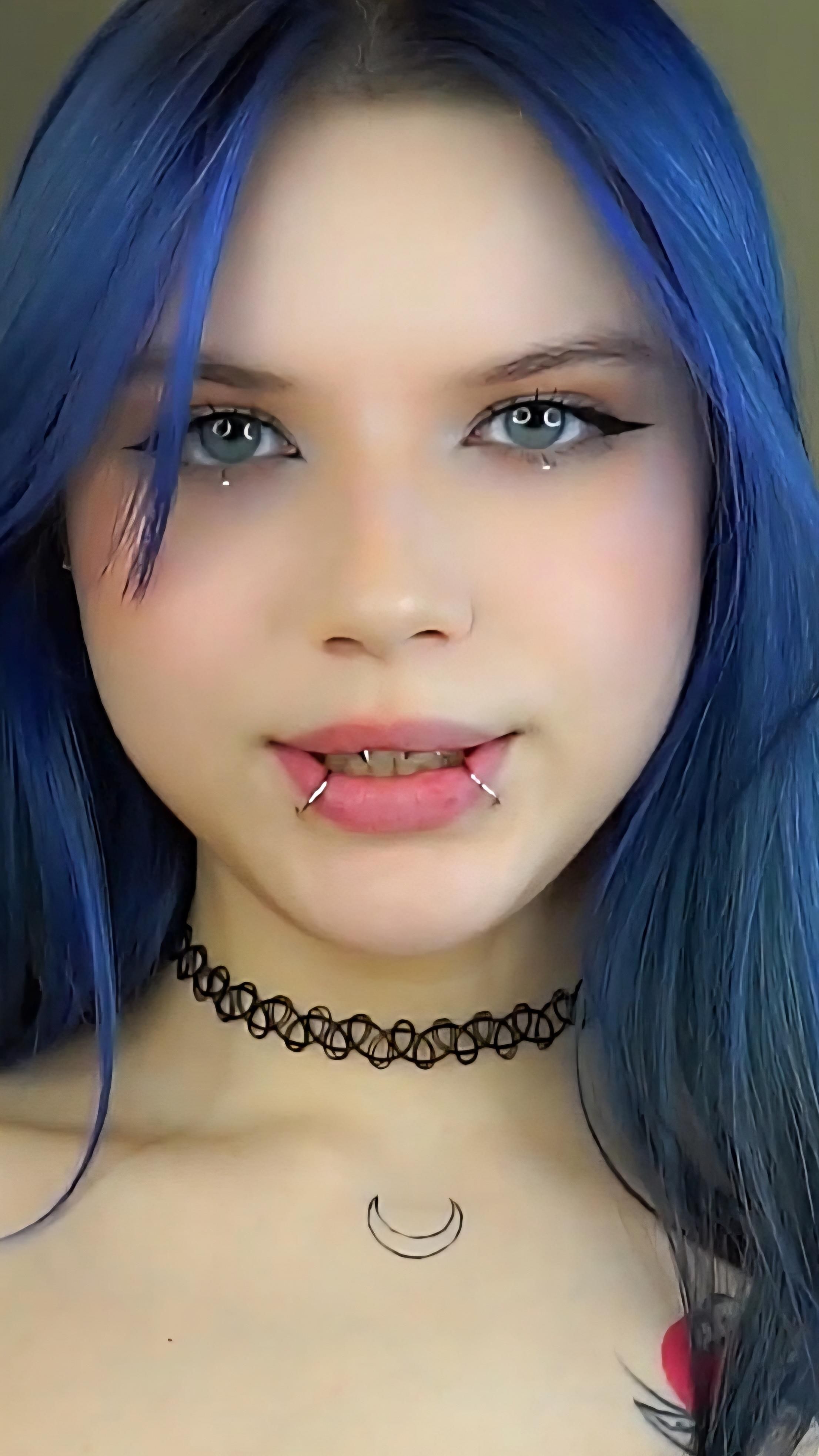 EVELYYN 