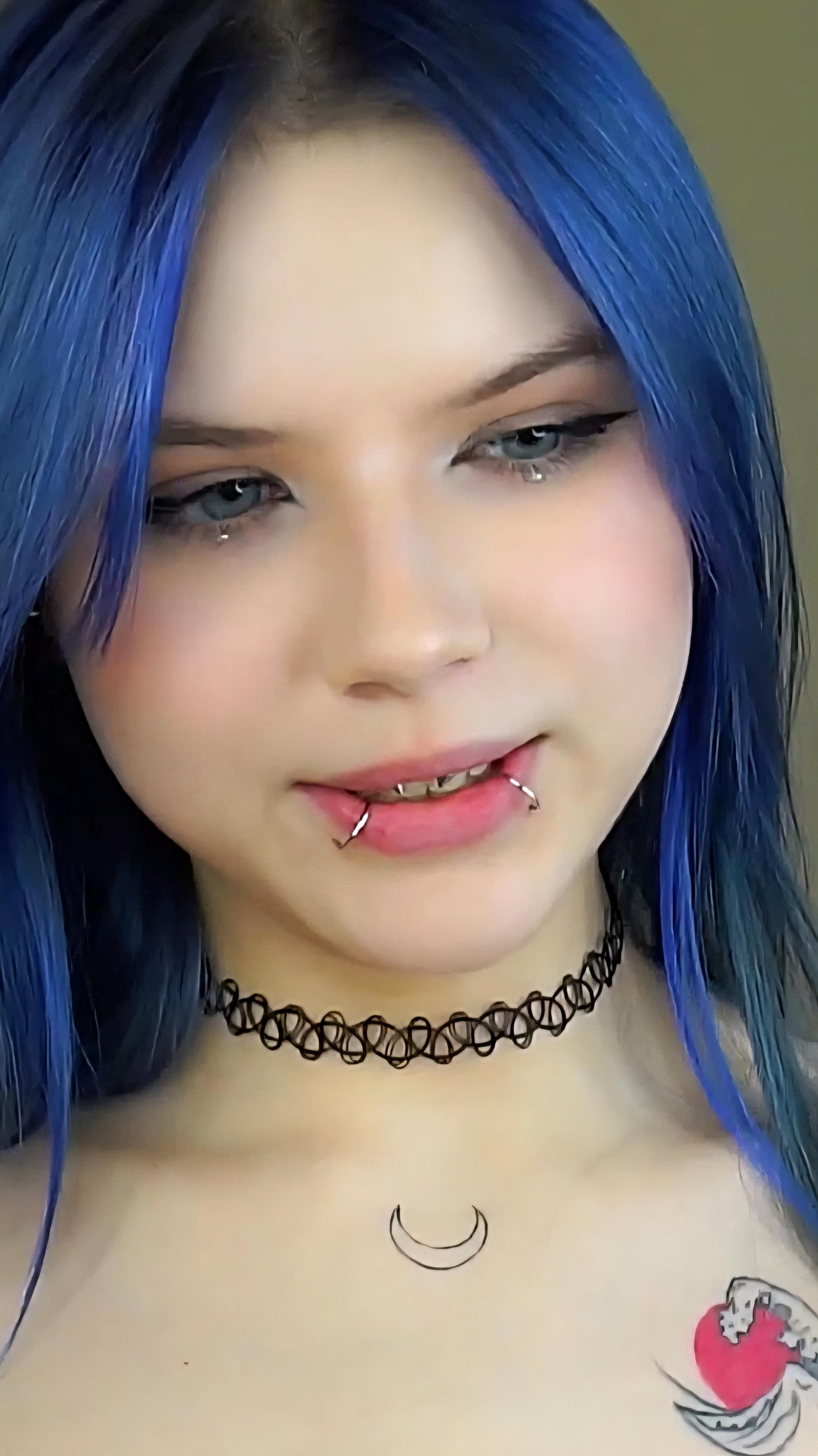 EVELYYN 