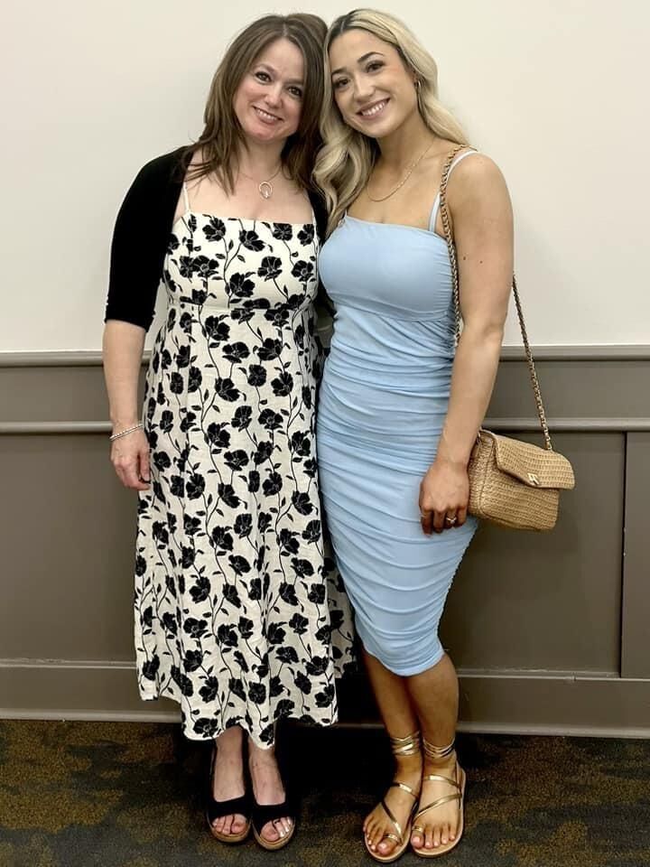 mother or daughter 