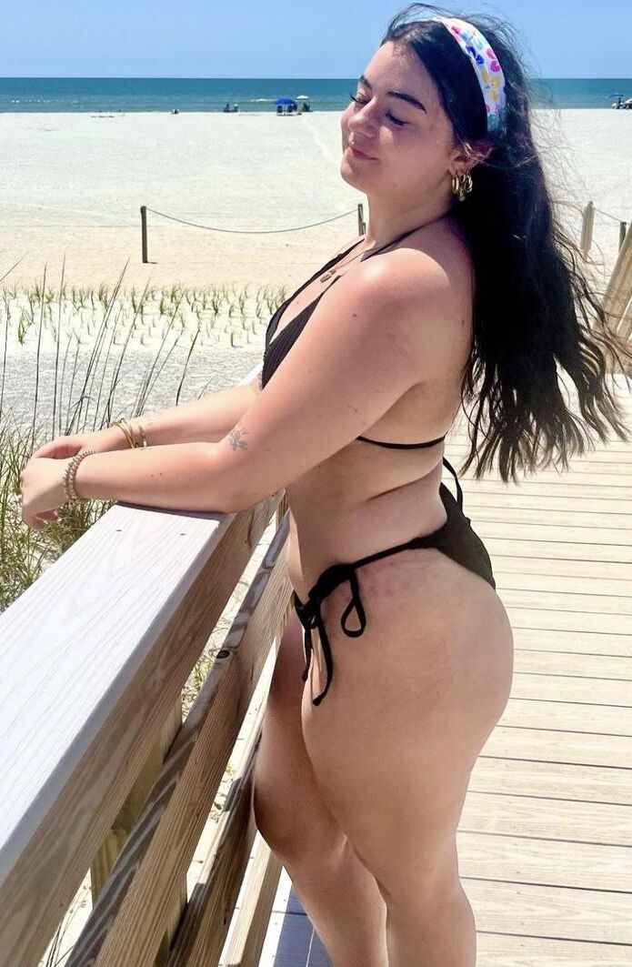 Thicc adolescente