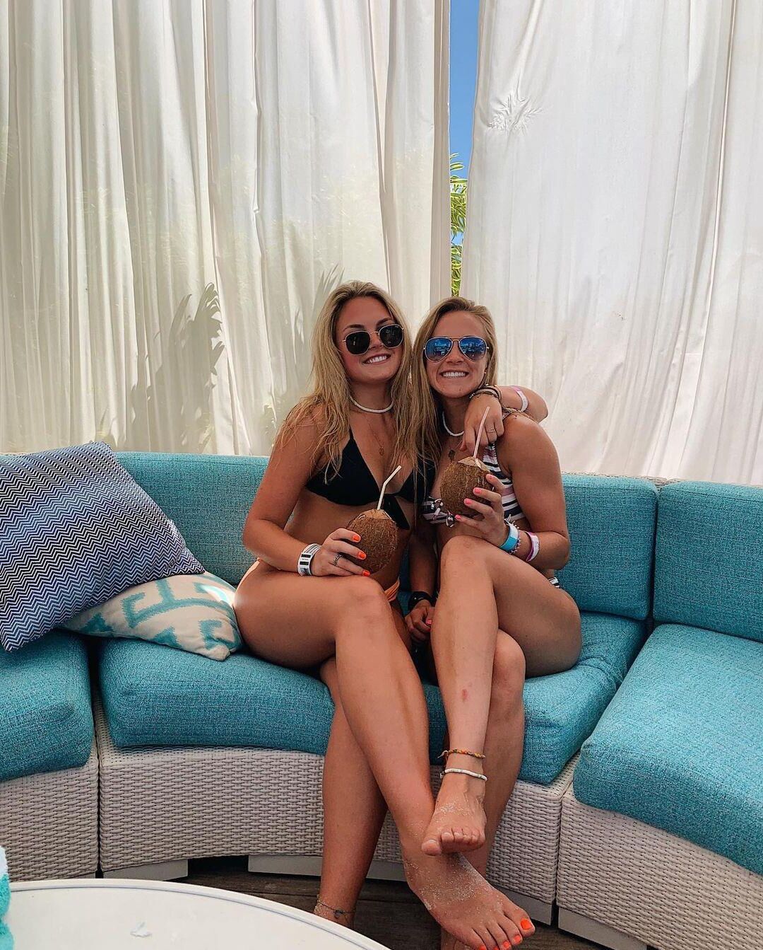 Mix of American College Sluts and Aussie Uni Sluts or Bimbos 
