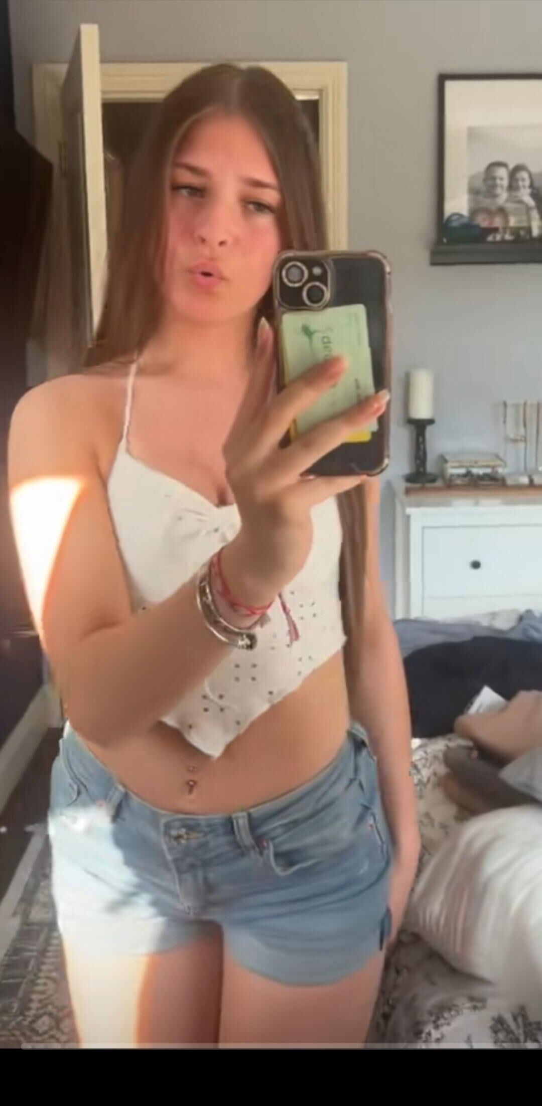 Wiktoria Teen Cunt. Интернет владеет вами, теперь вы просто раскачиваете топливо