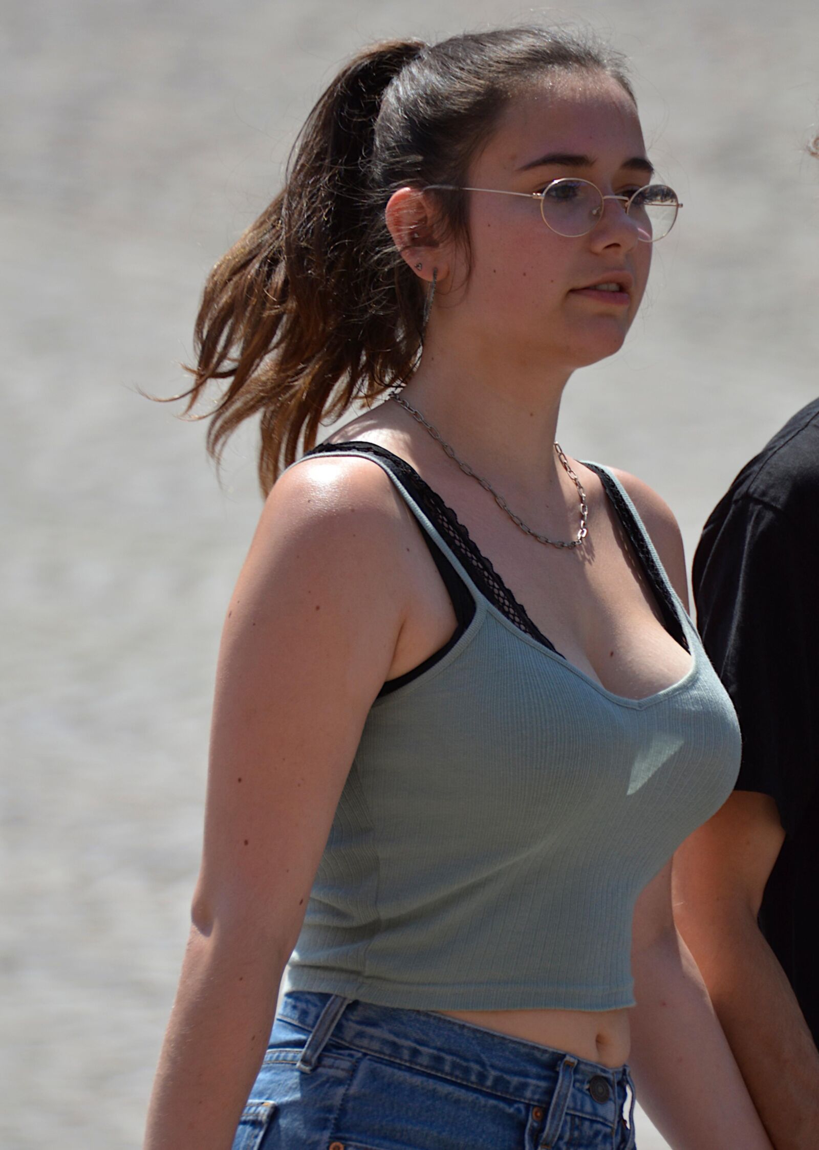 Candid Teen Sluts showing off the assets 