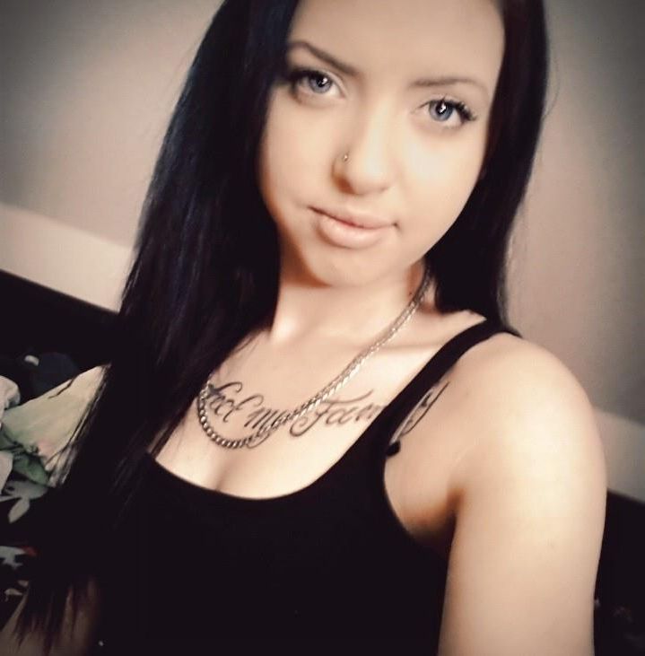 Deutsche Amateur Hure Isy, em Unseren Hurenstall Zum Hengst