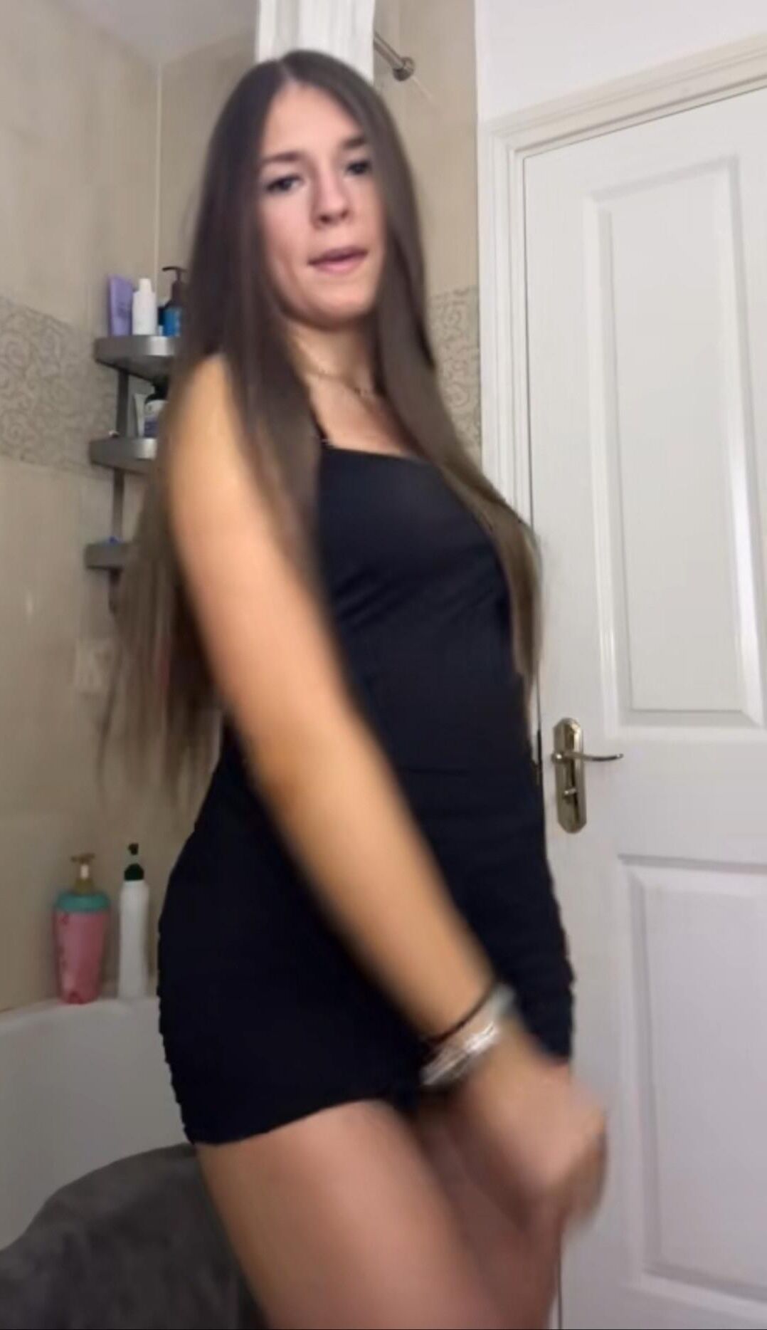 Wiktoria Teen Cunt. Интернет владеет вами, теперь вы просто раскачиваете топливо