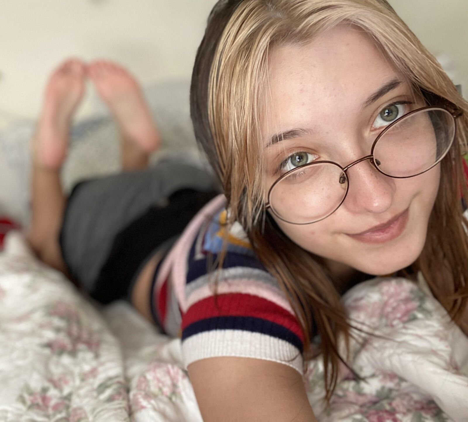 Ligmas cute feet