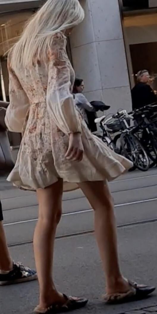 Streetgirls em saias