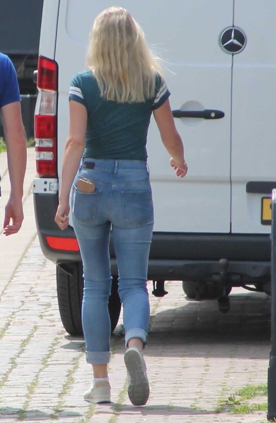 Voyeur de rua adolescente de meninas sinceras