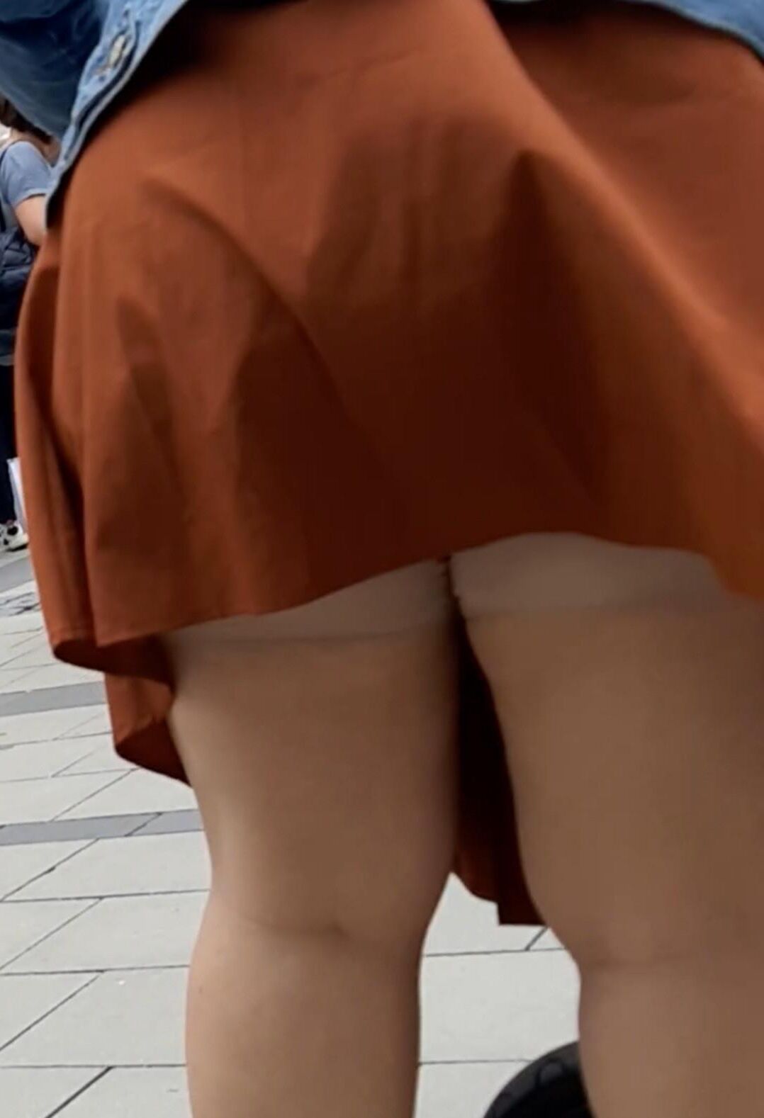 Streetgirls em saias
