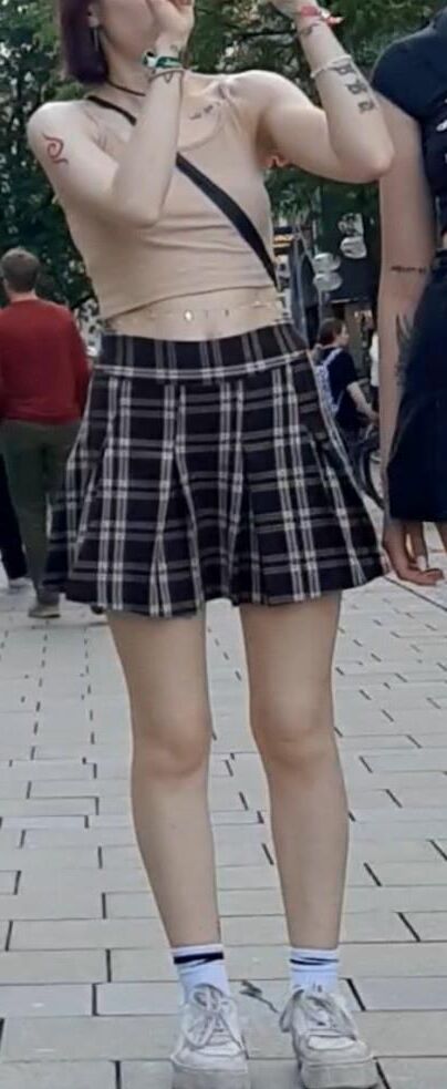 Streetgirls em saias