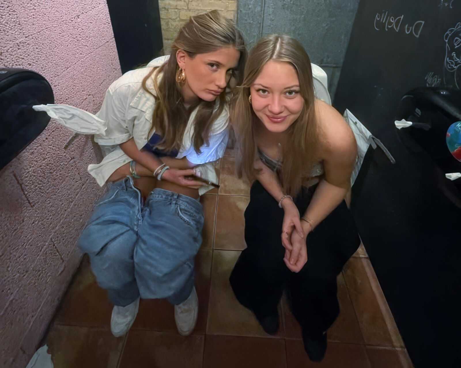 Toilet Bowl Girls 