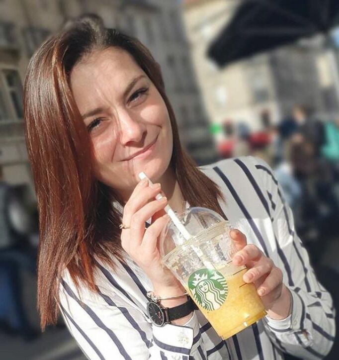 Манон