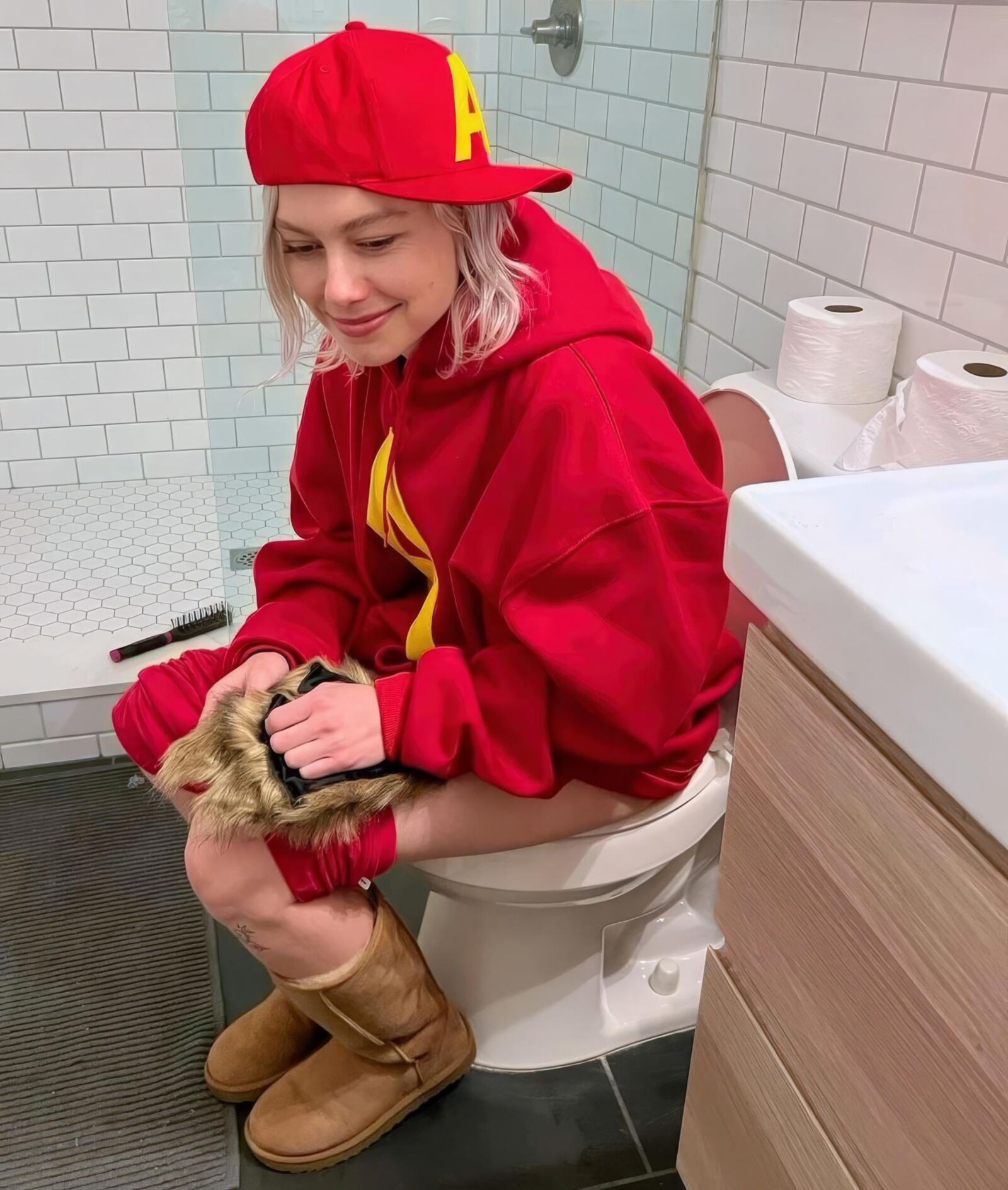 Toilet Bowl Girls 