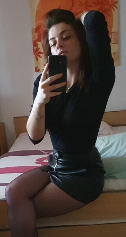 Манон