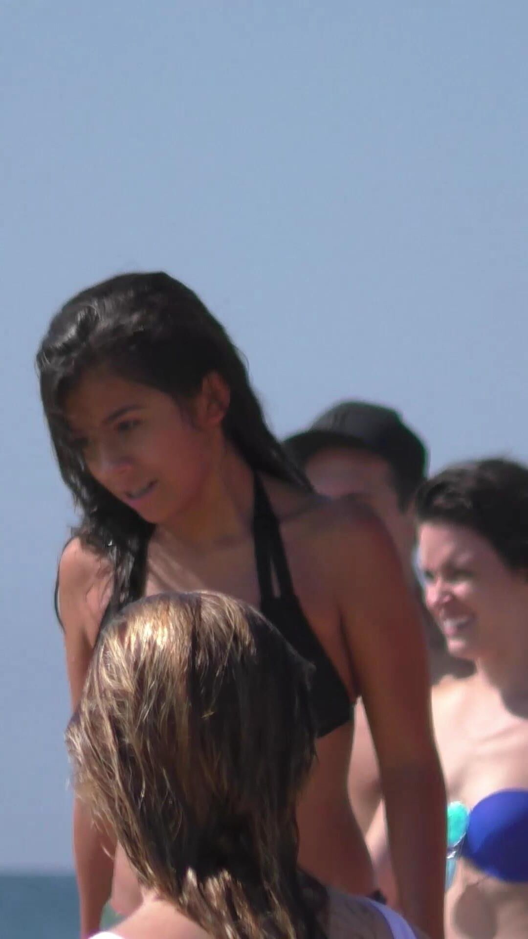 Gorgeous Teens In Bikinis